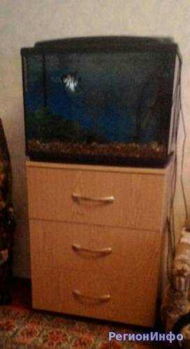 Продам аквариум на 70 литров